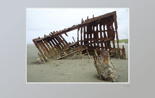 Wreck of the Peter Iredale from 2008